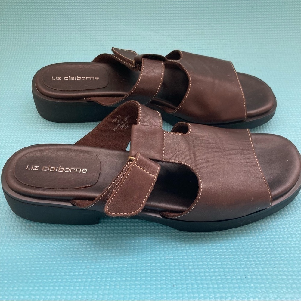 VILLAGER LIZ CLAIBORNE BROWN LEATHER WOMEN'S SLIP ON SLIDES SANDALS SIZE 10